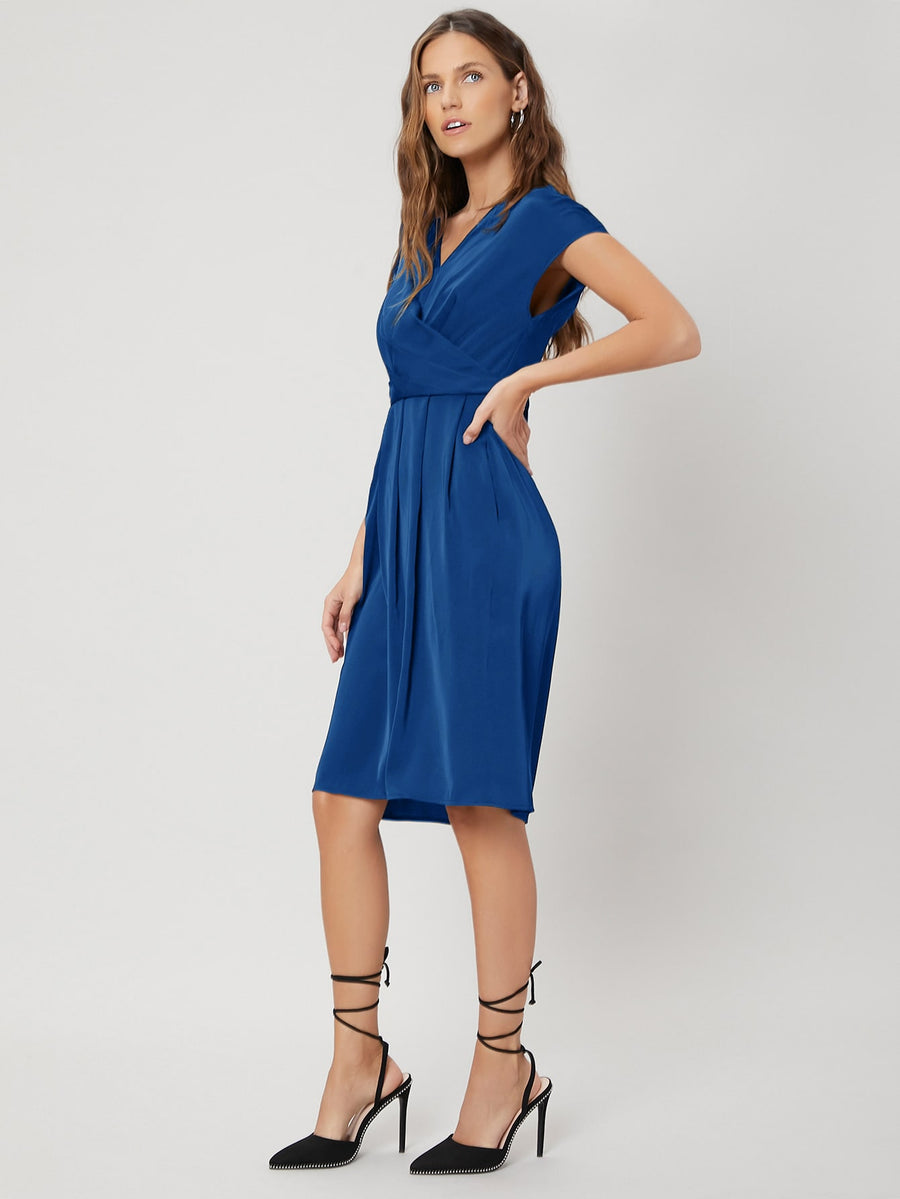 MOTF PREMIUM GATHERED BATWING SLEEVE DRESS